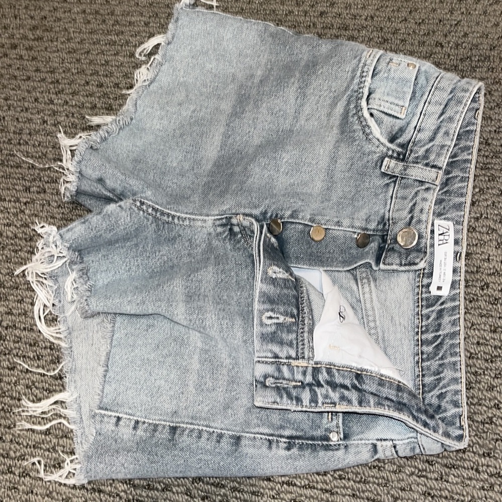 Zara cutoff shorts